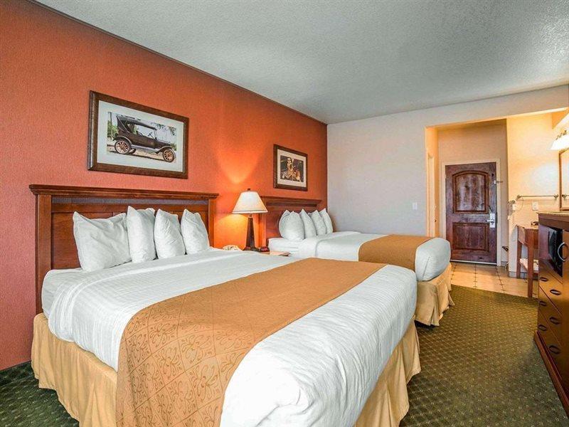 Quality Inn Winnemucca - Model T Casino Exterior photo